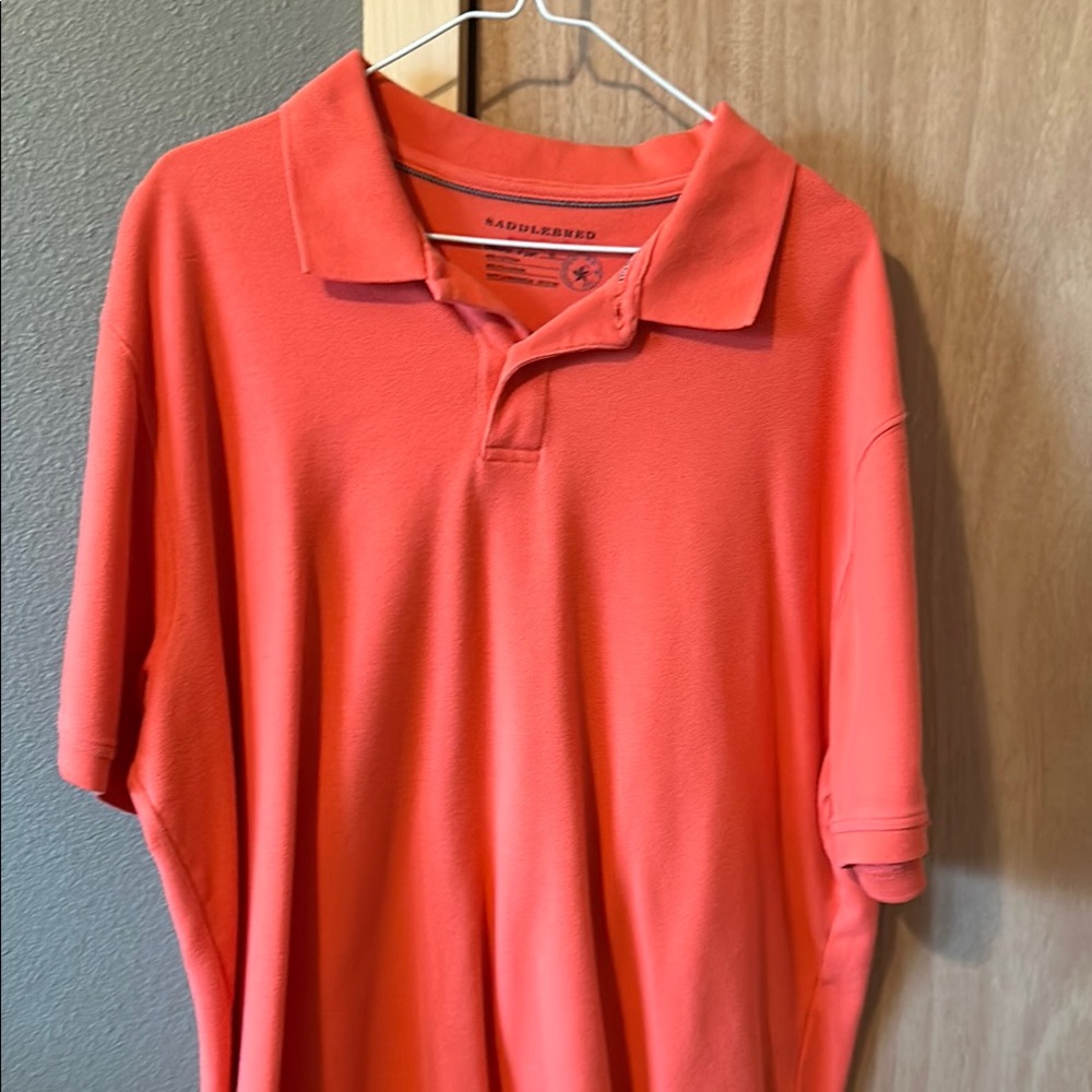 Men’s polo style short sleeve